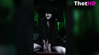 BigTittyGothEgg Nude Big Tits Leak