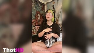 BigTittyGothEgg Spread Legs Bottomless OnlyFans