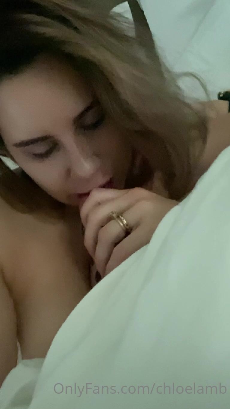 Chloe Lamb Blowjob BG Sex Leak