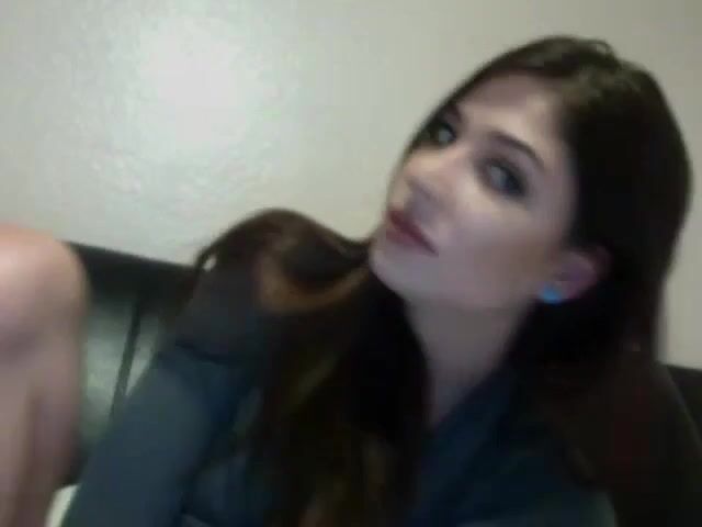 Chloe Lamb Couch Cleavage OnlyFans