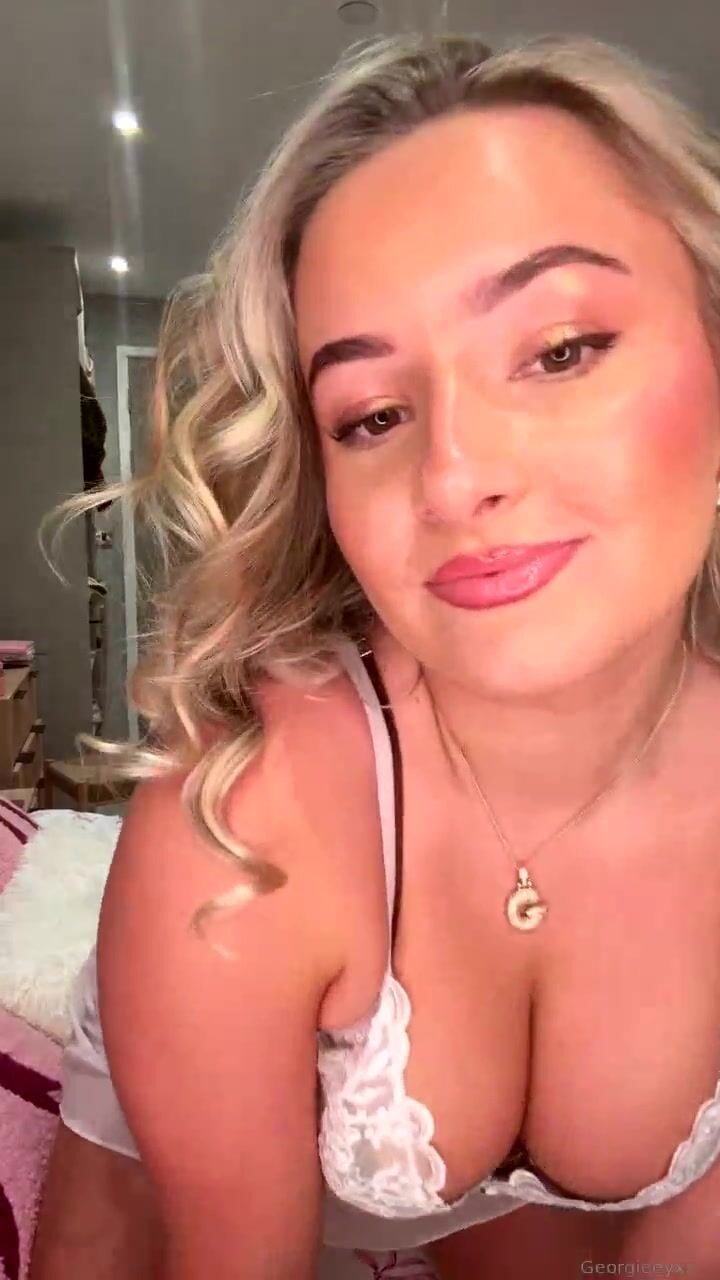 Georgiee Johnston Ass Lingerie Video