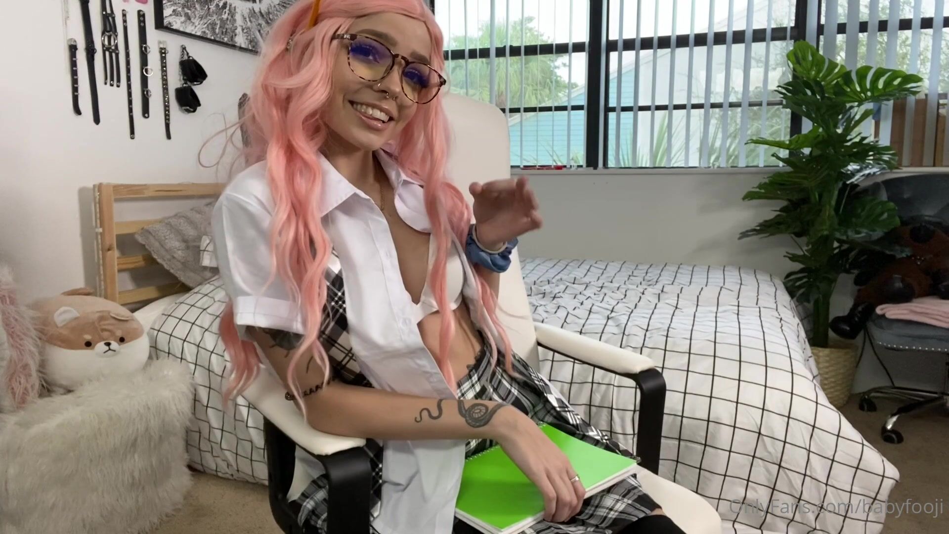 Babyfooji Nude in Thighhighs Leaked