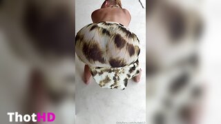 Kylieb13 Ass From Behind