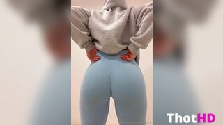 Kylieb13 Ass From Behind OF_001