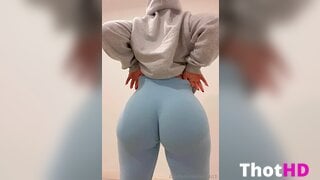 Kylieb13 Ass From Behind OF_001