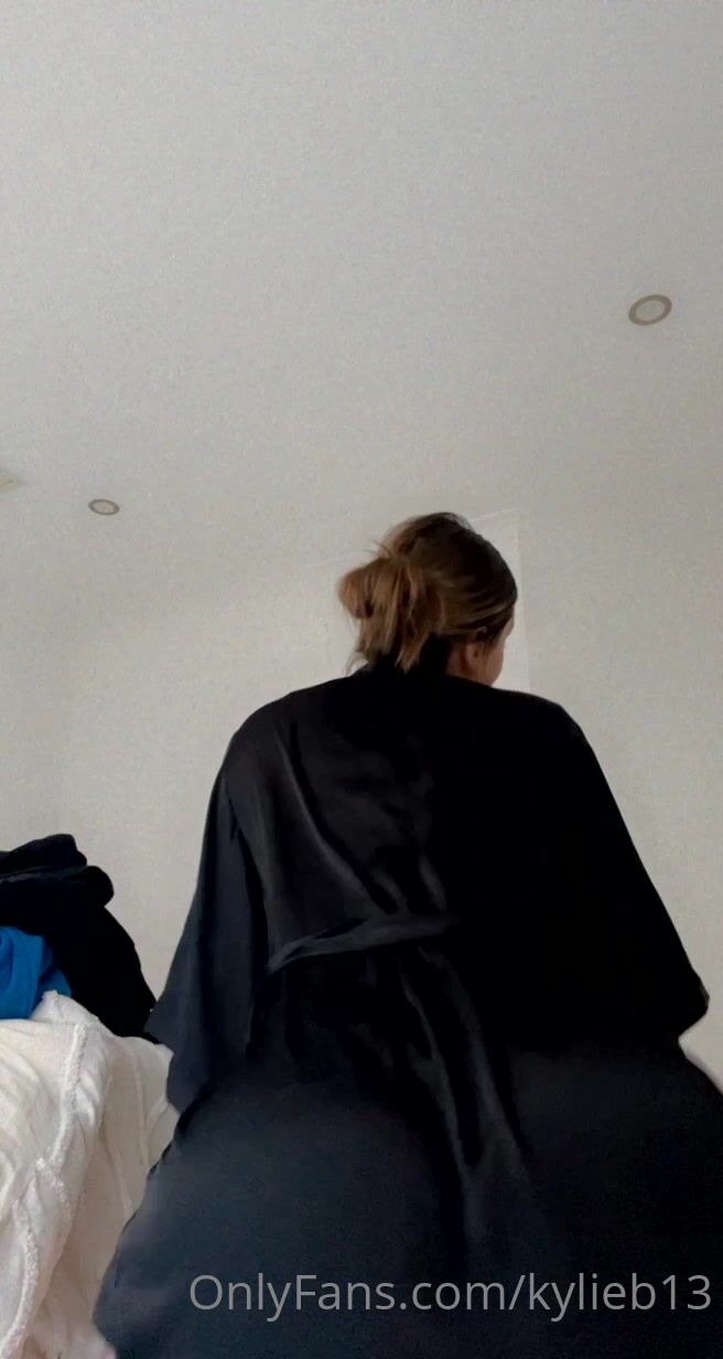 Kylieb13 Ass View