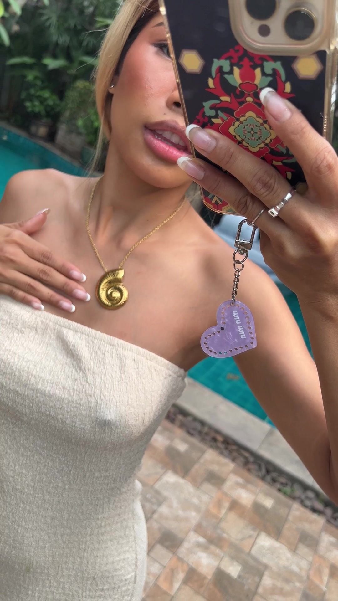 Lilly Lynn Poolside Topless
