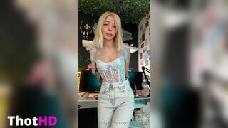 Peachtot Nude Pussy