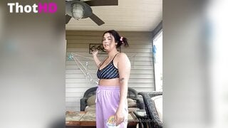 BubbleBratz Big Tits and Ass OF