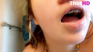 Maddiebubz Close-up Big Tits OF