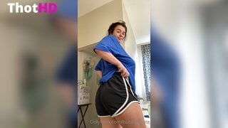 Maddiebubz Nude From Behind Leaked