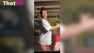 Maddiebubz Nude and Bottomless Leak