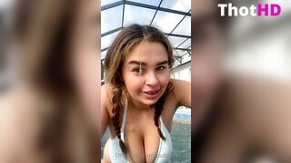 Maddiebubz Poolside Ass Leaked