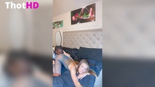 Snomarie On Bed BG Sex Leaked
