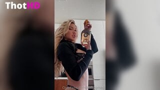 Stefanie Knight Ass with Thighhighs Leaked