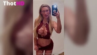 Stefanie Knight Big Tits Miniskirt Leaked