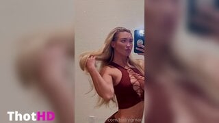 Stefanie Knight Big Tits Miniskirt Leaked