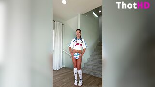 Brie Belle Bottomless Kneehighs Clip