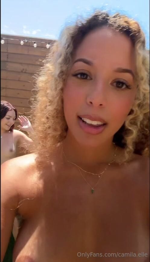 Camila Elle Nude Piercing OF_001