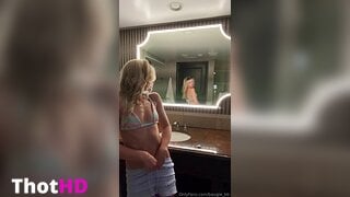 bougie_bb Bikini in the Bathroom Clip