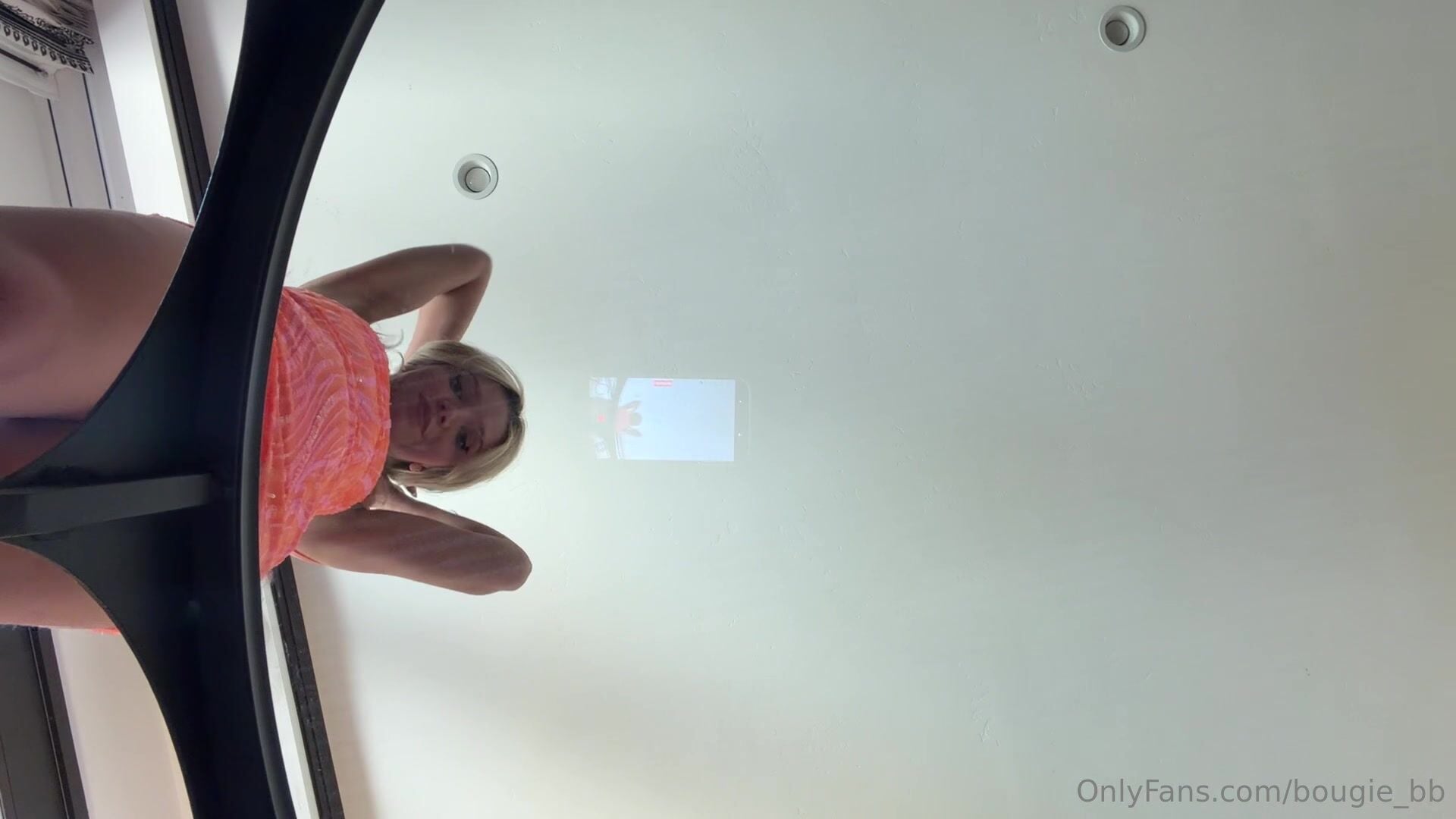 bougie_bb Dress Ass NSFW_001