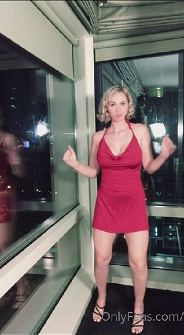 Spencer Nicks Ass Dress Leaked