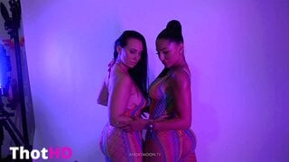 Spencer Nicks Ass and Tits Squeeze Leak