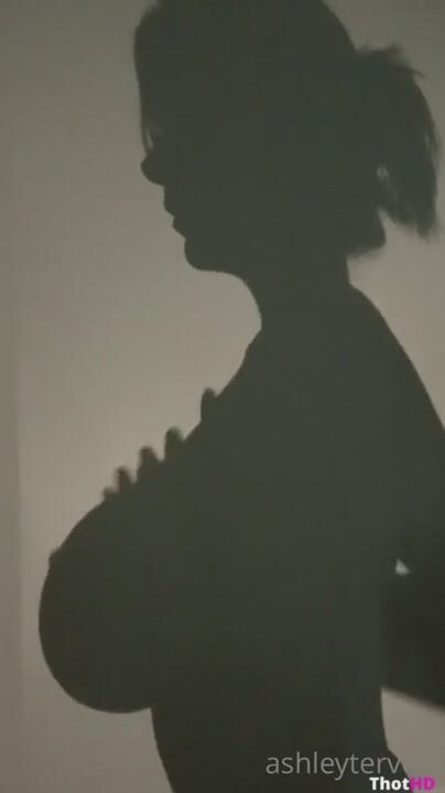 Ashley Tervort ONLY FANS big titty shadow