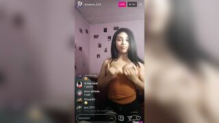 breanna_209 Insta live flashing her tits