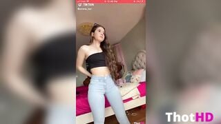 Emma_nyc tight jeans butt TikTok hoe