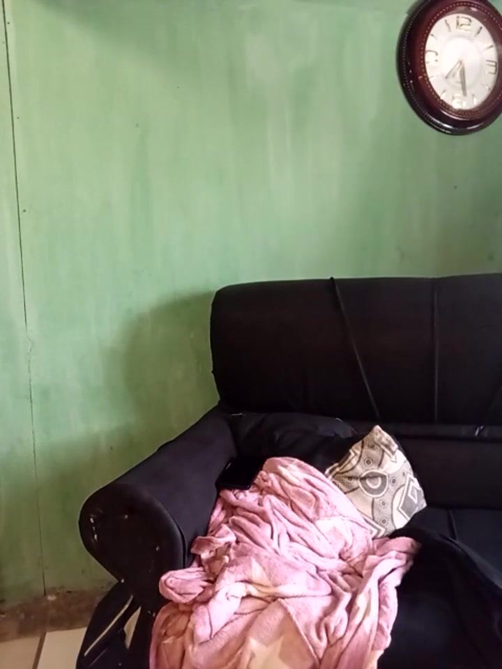 Curvyloneah75 Nude and Bottomless OF