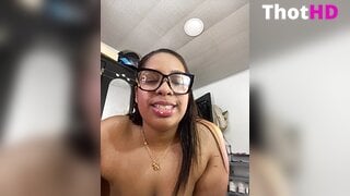 NV-Nikoll Nude Ass