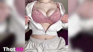 Elisa.aline Tits Out Tease XXX