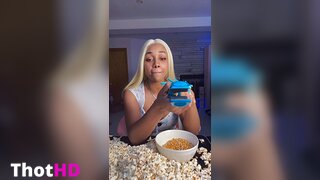 Pinkydoll Teasing With Popcorn OF