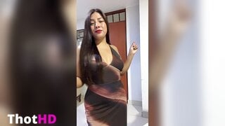 ESTRELLA CHONTA PERRITA DE ICA PREÑADA