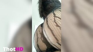 Lilith Cavaliere Ass in Fishnet Pantyhose Leak