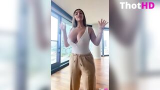 syrian_queen braless jumbo tits white shirt