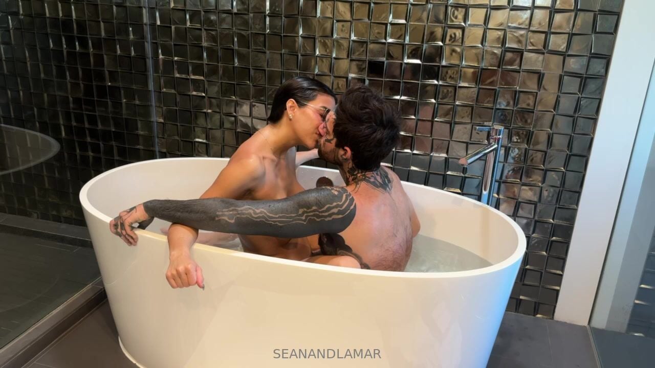 Lamar Chairez Bathtub Sex