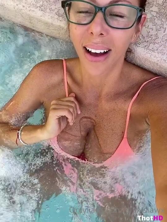 Alexis Fawx of 2