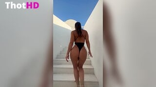 Bru Luccas Walking and Posing OF