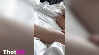 Railey Diesel Bett Tease NSFW