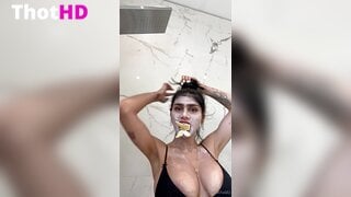 Mia Khalifa Duschtease Leak