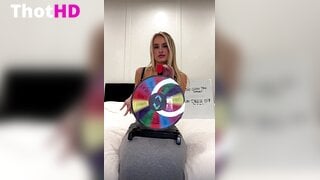 Vega Thompson Felación en la Cama OnlyFans