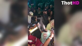 Cardi B Club Tanz NSFW