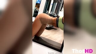 Scarlet Vas Gymspiegel Tease Video