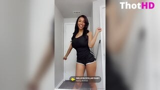 Alayjhas_planet Bailando en Shorts Video