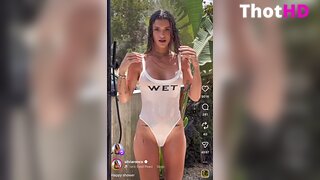 Silvia Ronco Combinaison Humide Clip de Douche