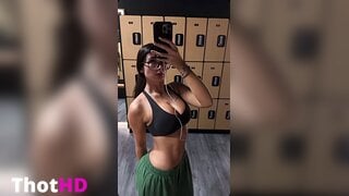 Flexwness Umkleide Selfie OnlyFans