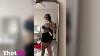 Flexwness Spiegel-Selfie Leak