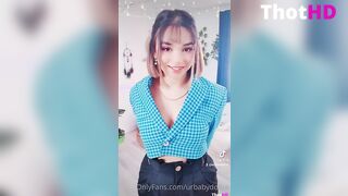 Lela Sohna TikTok flashing breast